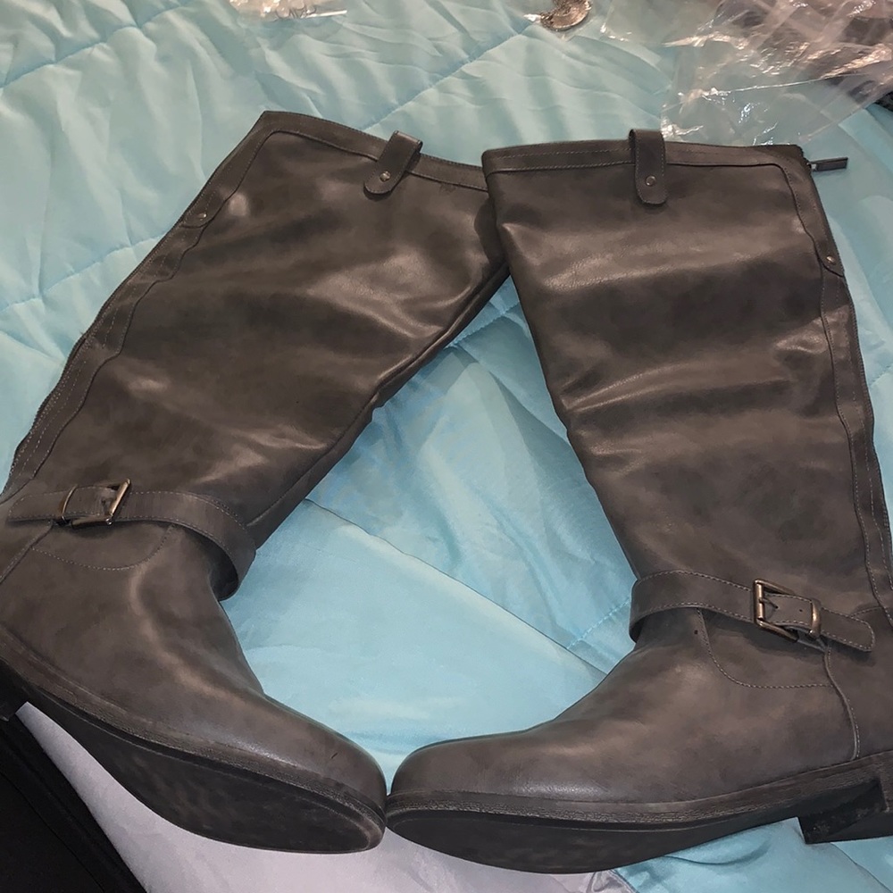 Grey tall boots